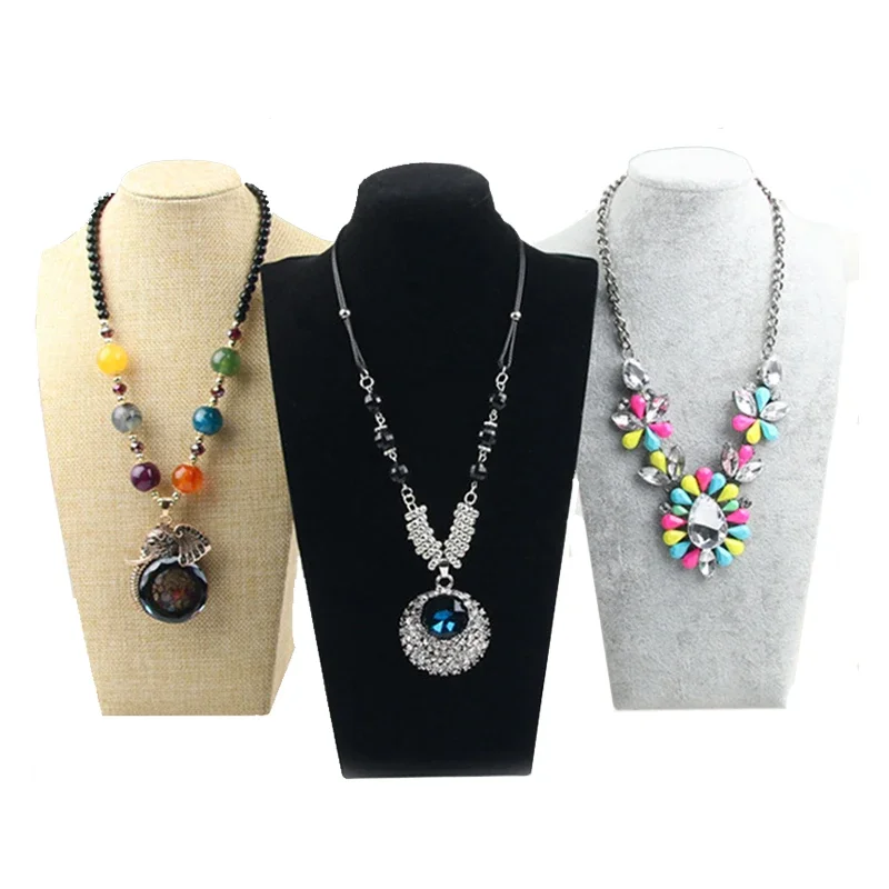 Veludo retrato colar exibição  - Body Jewelry Display Ideas avaliação e preço