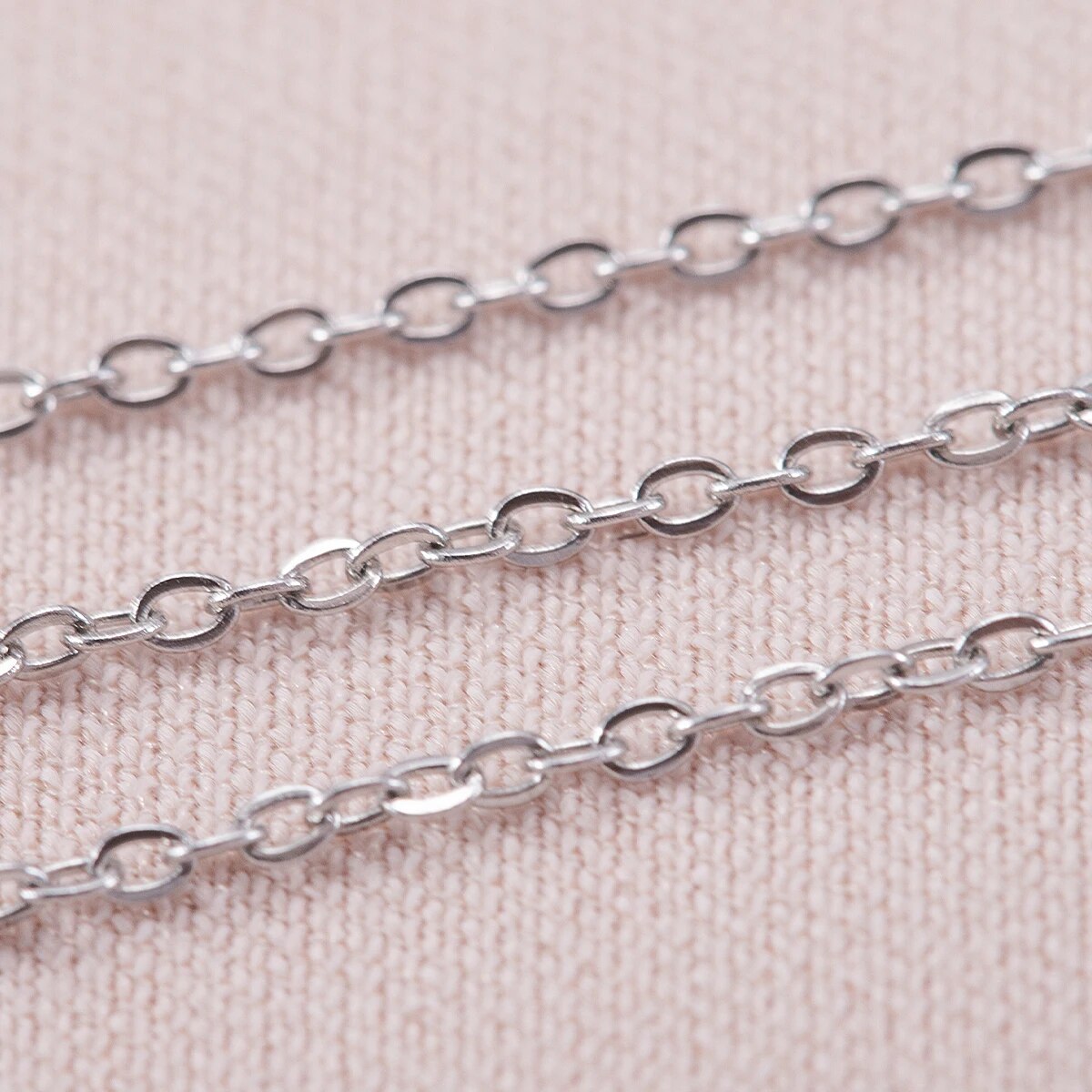 Correntes finas em formato de  - Body Chain Jewelry avaliação e preço